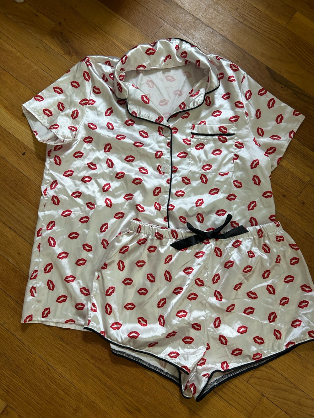 White Satin Shorts with Red Lip Print